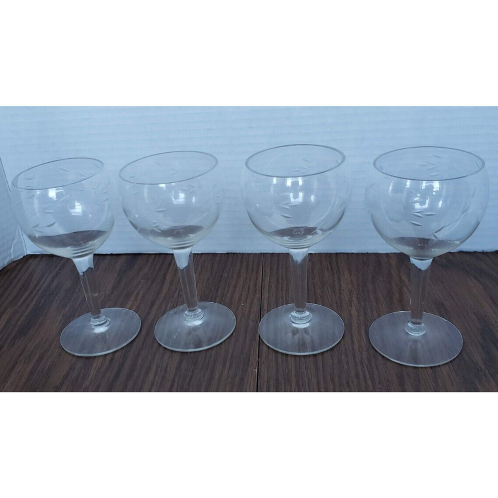 Set of 4 Vintage Etched Crystal Dessert Wine Glasses Five Inch Stemware
